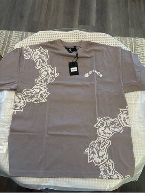 Darc Sport Gray Wolves Graphic Short Sleeve Tee